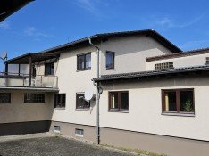 Hauptbild Wohnen und Arbeiten vereint: Ihr neues Bürogebäude mit Lagerhalle und 4-Zimmerwohnung in Schwetzingen!